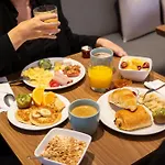 Best Western Plus 61 Paris Nation Hotel