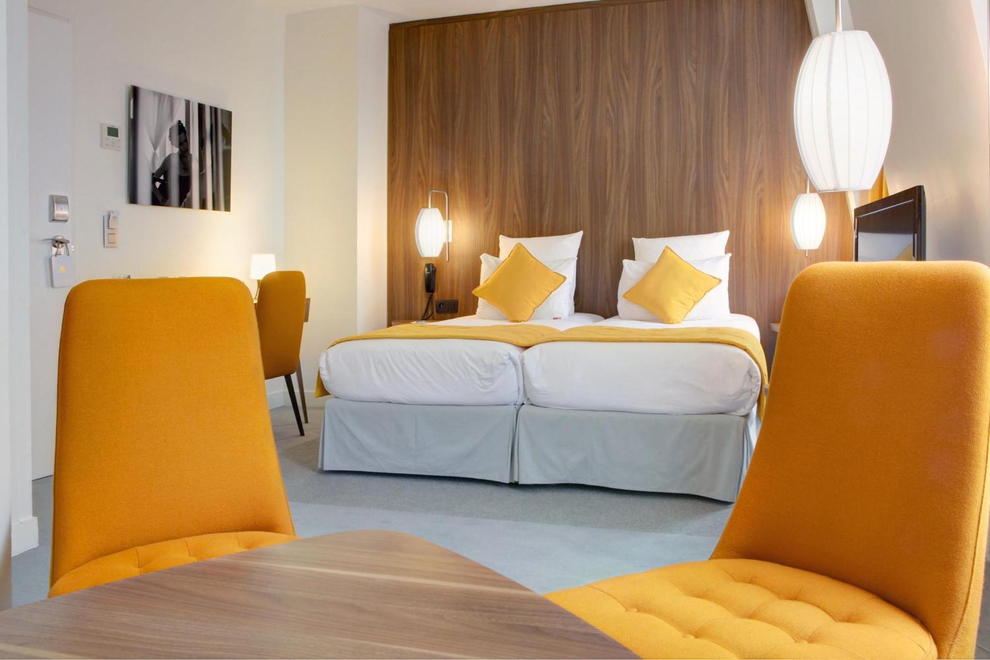 Western 61 Nation Hotel Paris